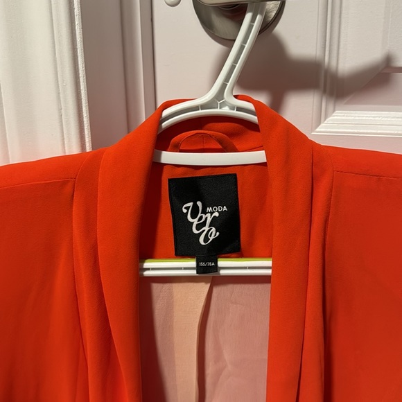 Vero Moda Flowy Orange Blazer - Picture 2 of 3